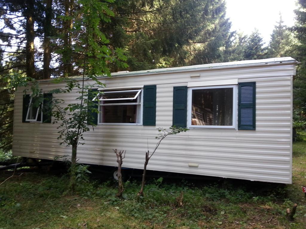 Hotel Camping De Flechat Orcival Exterior foto
