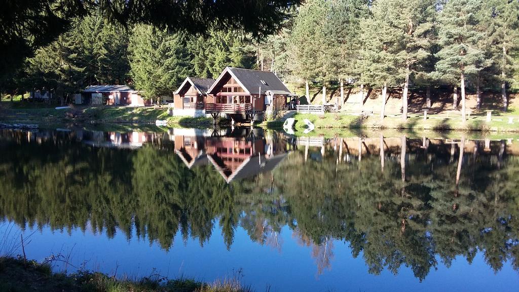 Hotel Camping De Flechat Orcival Exterior foto