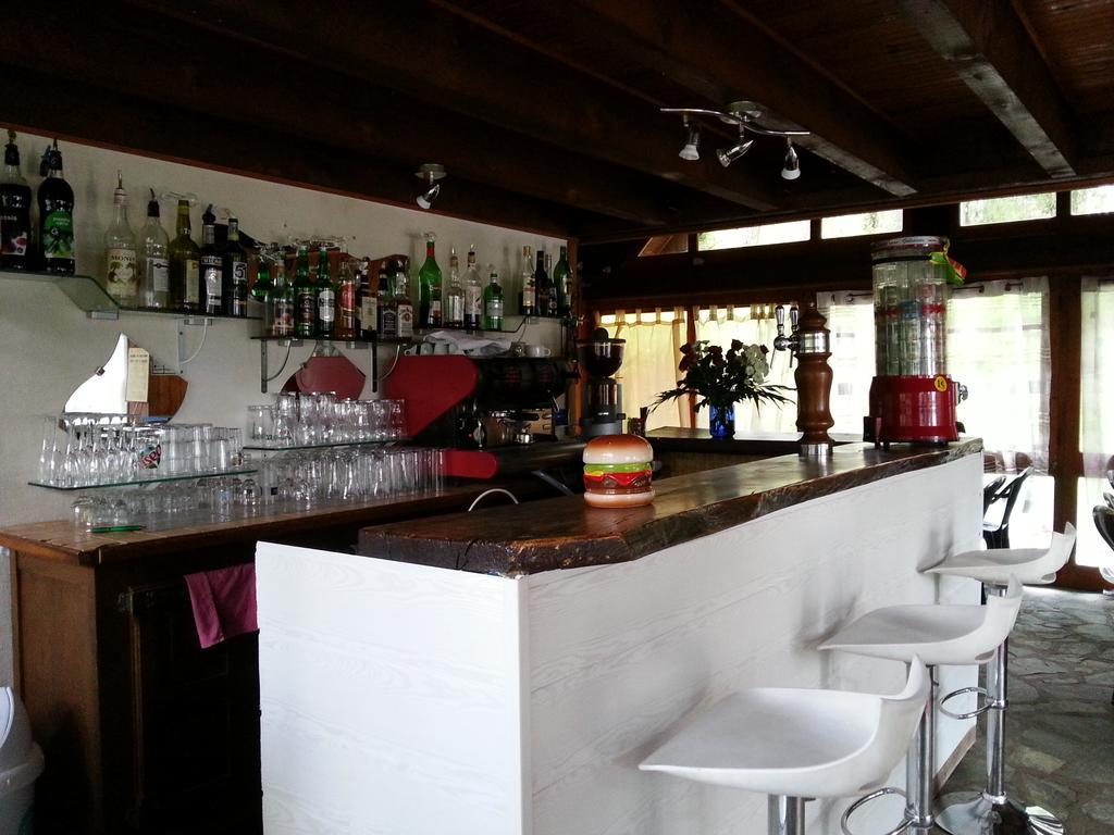 Hotel Camping De Flechat Orcival Exterior foto