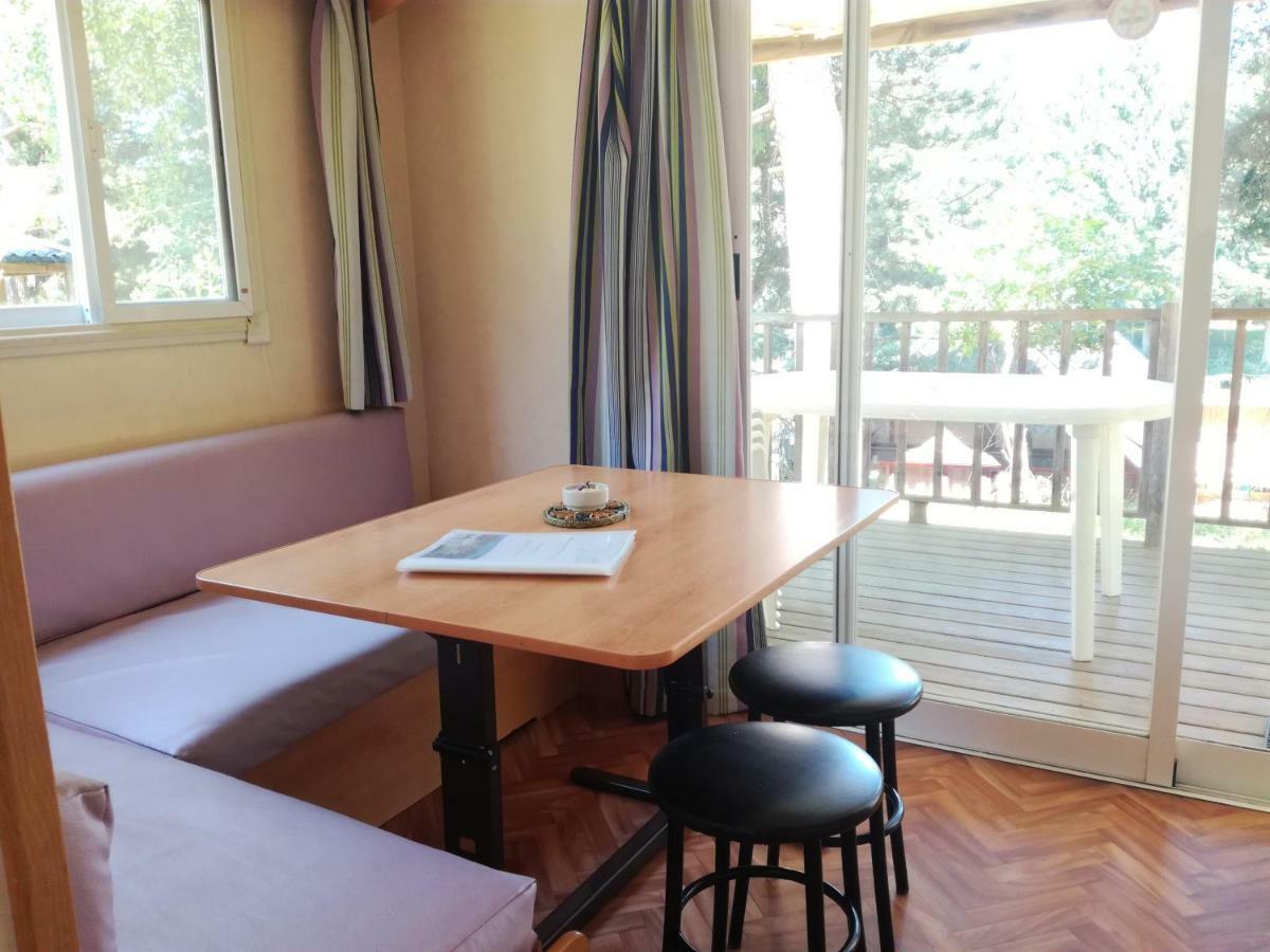 Hotel Camping De Flechat Orcival Exterior foto